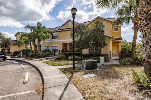 RIVERCREST TWNHMS WEST PHAS