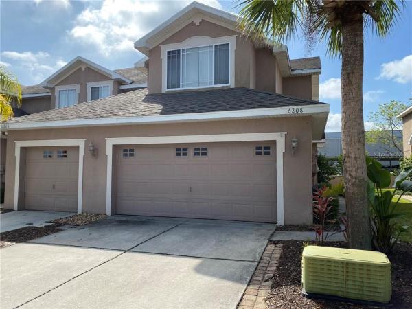 TOWNHOMES AT PARKSIDE