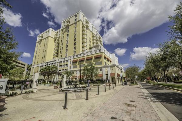 STATION SQUARE CONDO