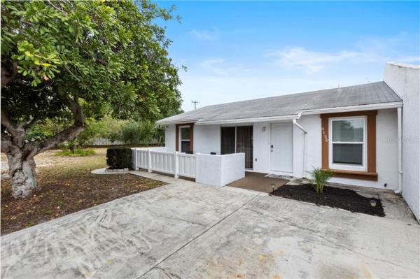 VILLAS OF LAKESIDE SOUTH THE