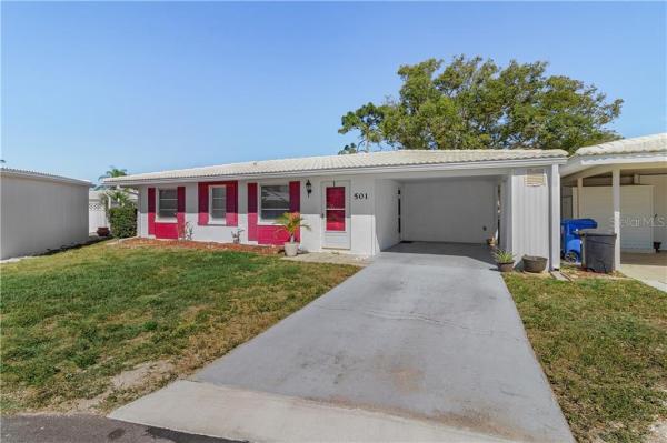 CIRCLE WOODS OF VENICE 1