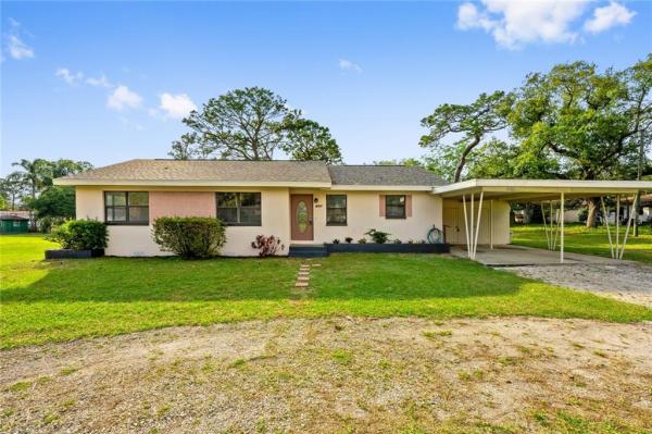 WHISPERING HILLS GOLF ESTATES