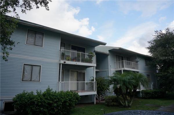 COUNTRY WALK AT ALTAMONTE SPGS A CONDO