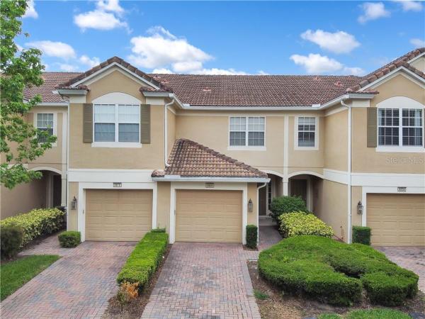 VISTAS/PHILLIPS COMMONS