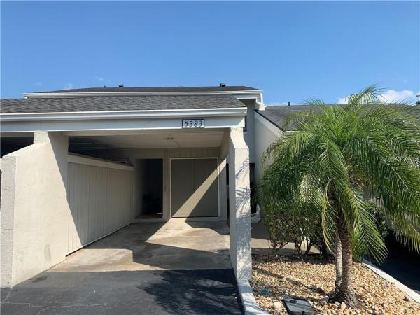 VILLAS CYPRESS CREEK CONDO