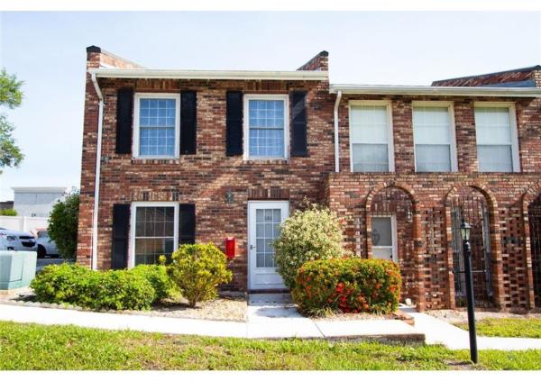 ROYAL CRESCENT CONDO