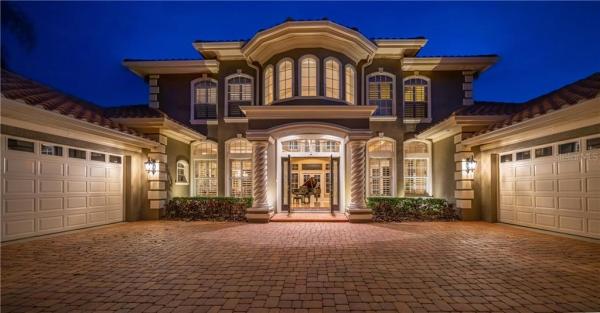 FLORESTA AT CHAMPIONS CLUB