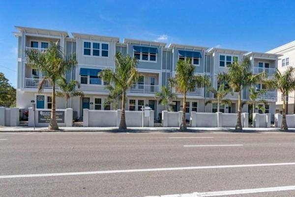 BURLINGTON TOWNHOMES