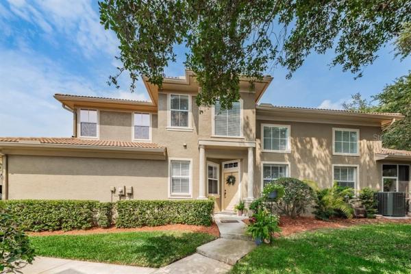 TOWNHOMES AT WEATHERSFIELD