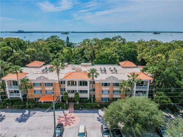 NINE FIFTY BROADWAY CONDO