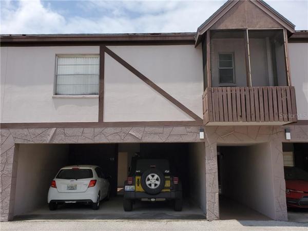 KING ARTHURS COURT CONDO