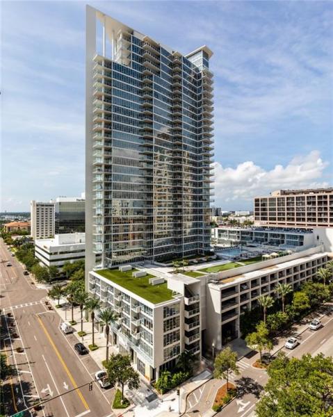 SIGNATURE PLACE CONDO