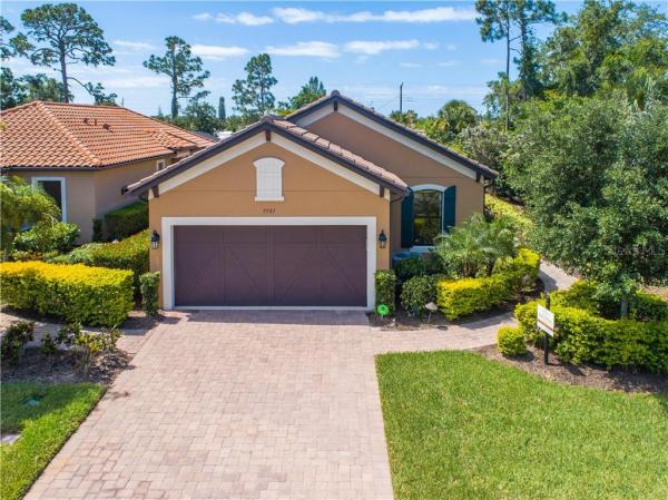 BELLACINA BY CASEY KEY