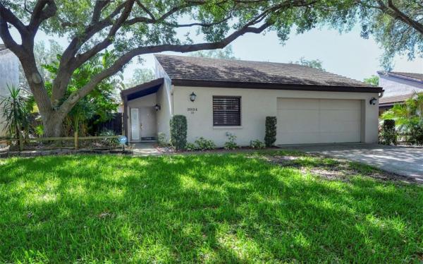 GLEN OAKS MANOR HOMES PH 1