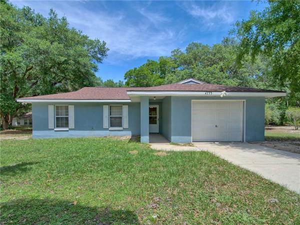 CARLTON VILLAGE PARK