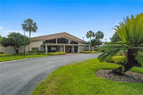 CENTRE COURT CONDO 02 PH 04