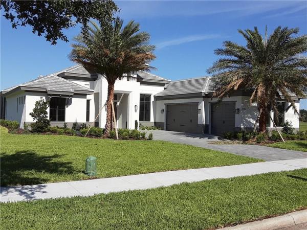 HEATHROW COUNTRY ESTATE