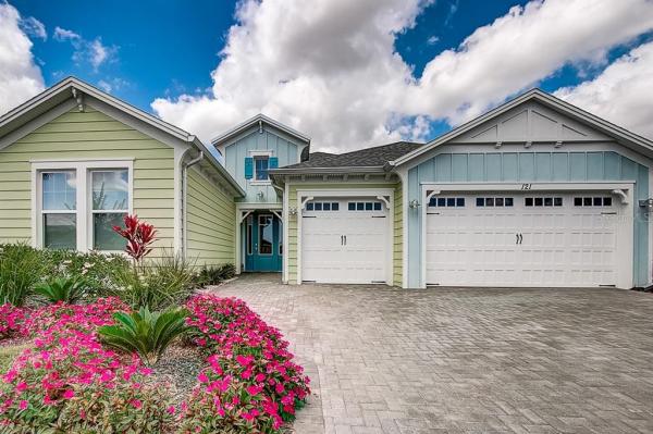 LATITUDE/DAYTONA BEACH PH 1