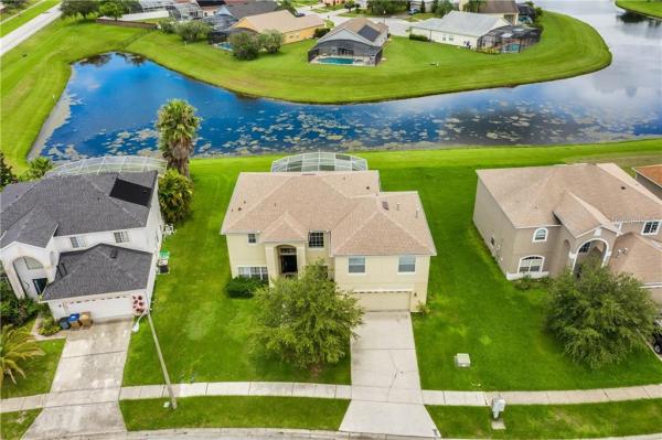 CALLA LILY COVE CRESCENT LAKES