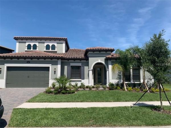 THE PROMENADE AT LAKE PARK