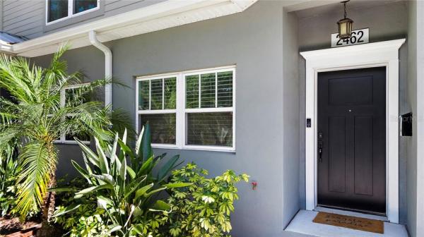 URBAN VILLAGE GRAND CENTRAL TWNHMS