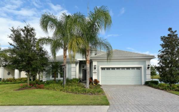 COUNTRY CLUB EAST AT LWR