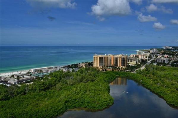 THE BEACH RESIDENCES