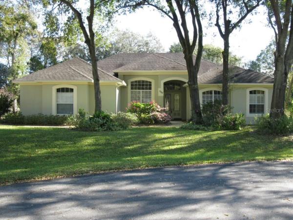 HIDDEN OAKS LAKE ELOISE