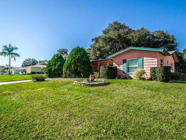 FAIRWAY ESTATES 8TH ADD