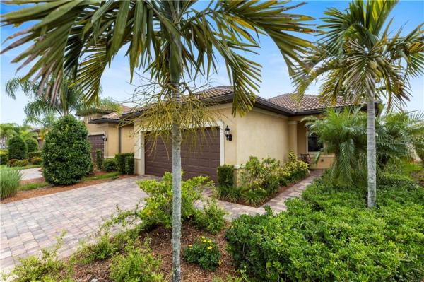 ISLANDWALK AT THE WEST VILLAGE