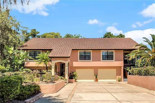 HOWEY GRIFFIN VILLAGE