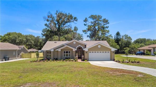 COUNTRY OAKS LAKELAND