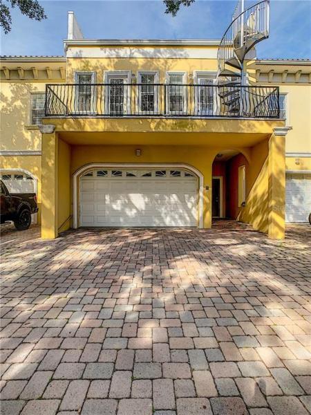 SORENTO ESTATES TWNHMS