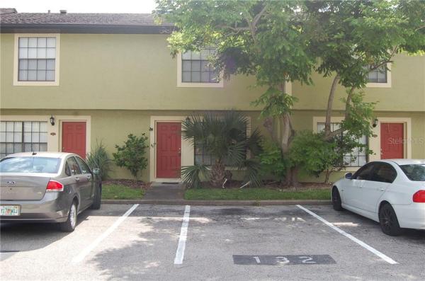 HIDDEN OAKS CONDO PH 08