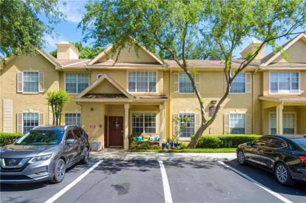 CRESCENT PLACE AT LAKE LOTUS CONDO