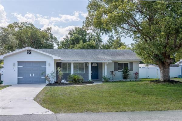 LAKE MARIE ESTATES 03