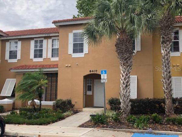 EMERALD ISLAND RESORT