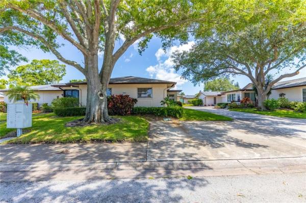 HIGHLAND LAKES CONDO