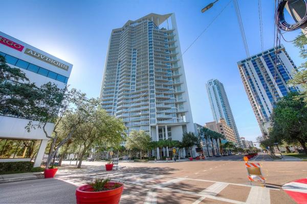 SIGNATURE PLACE CONDO