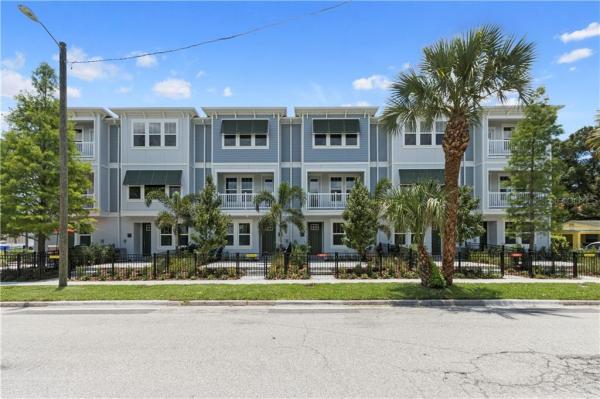 SOUTH TAMPANIA TOWNHOMES