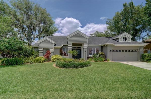 THE MEADOWS AT VAN DYKE FARMS