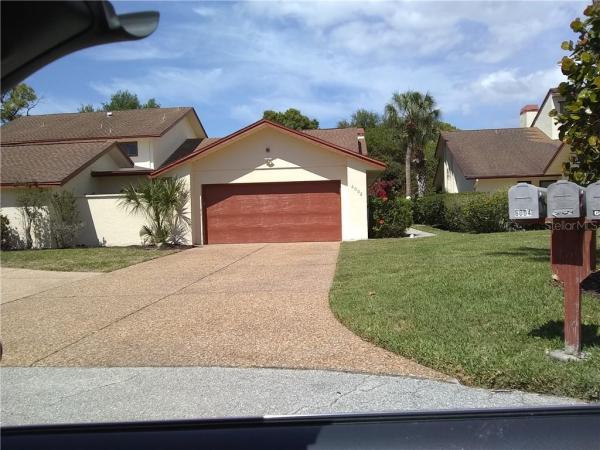 RACQUET CLUB VILLAS CONDO AMD