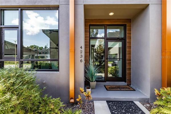 CARROLLWOOD CROSSINGS 2