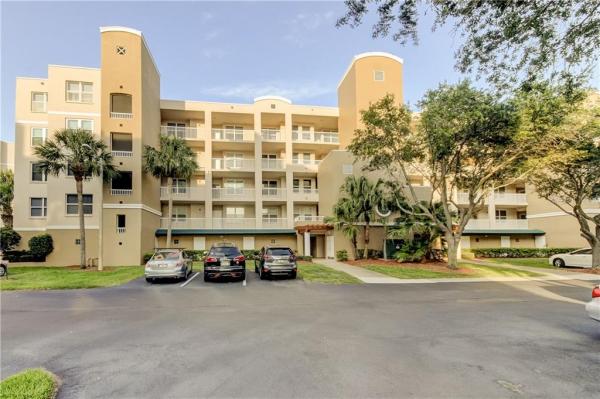 SHORES OF LONG BAYOU CONDO