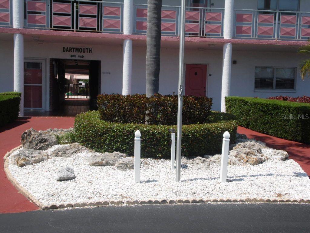 FIVE TOWNS OF ST PETE - фото