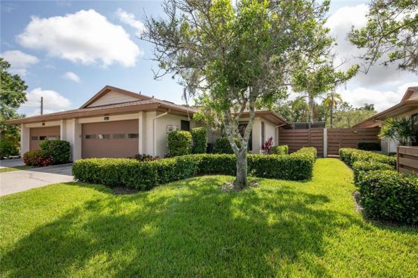 CENTER GATE ESTATE VILL 3