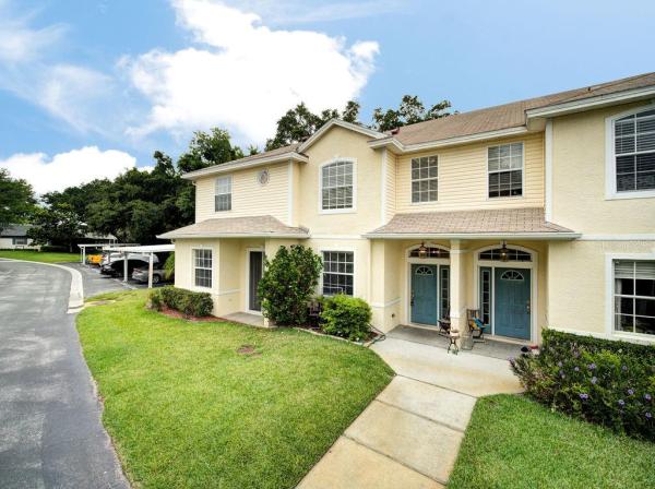 TOWNHOMES AT ONE KAPOK TERRACE