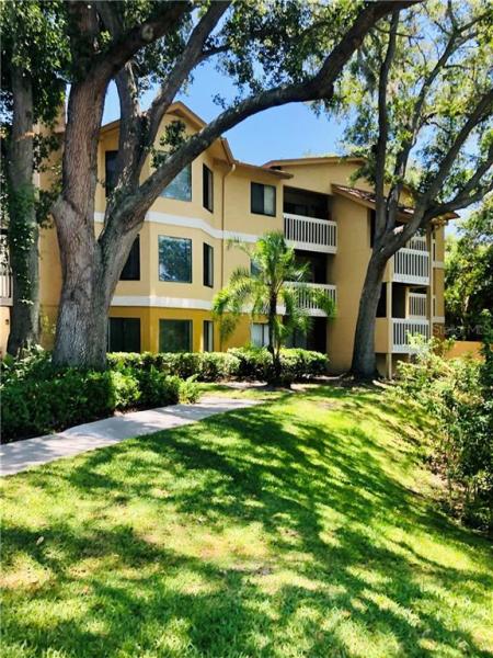 BELLEAIR VILLAGE CONDO