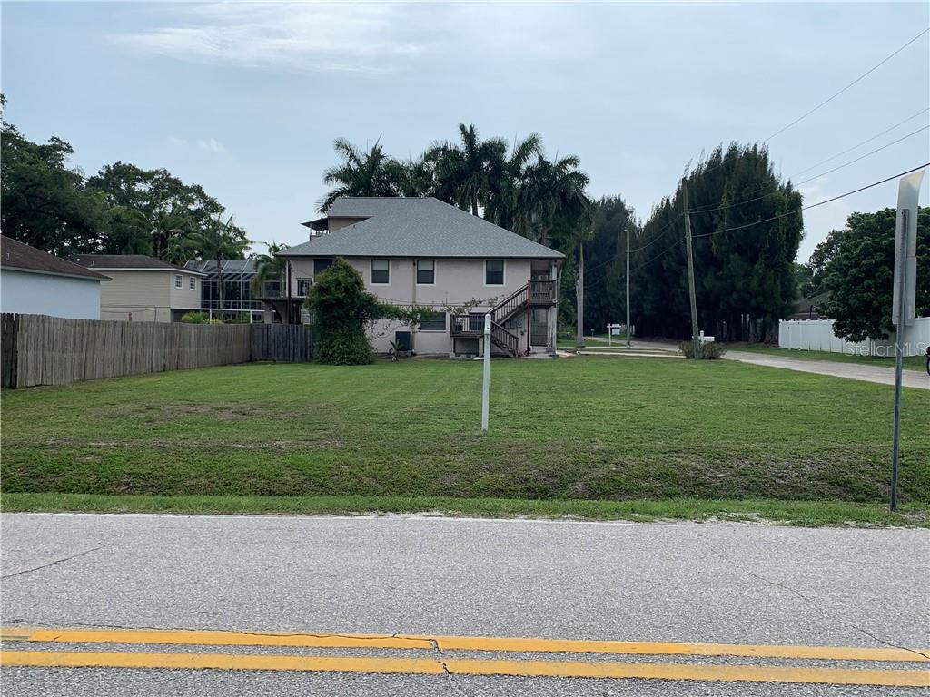 PINELLAS FARMS - фото