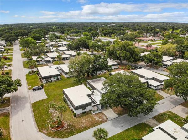 GLEN OAKS RIDGE VILLAS 1